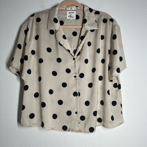 TU Women's Summer Short Sleeve Polka Dot Printed Button-Down Blouse Size 14 - Picture 1 of 9